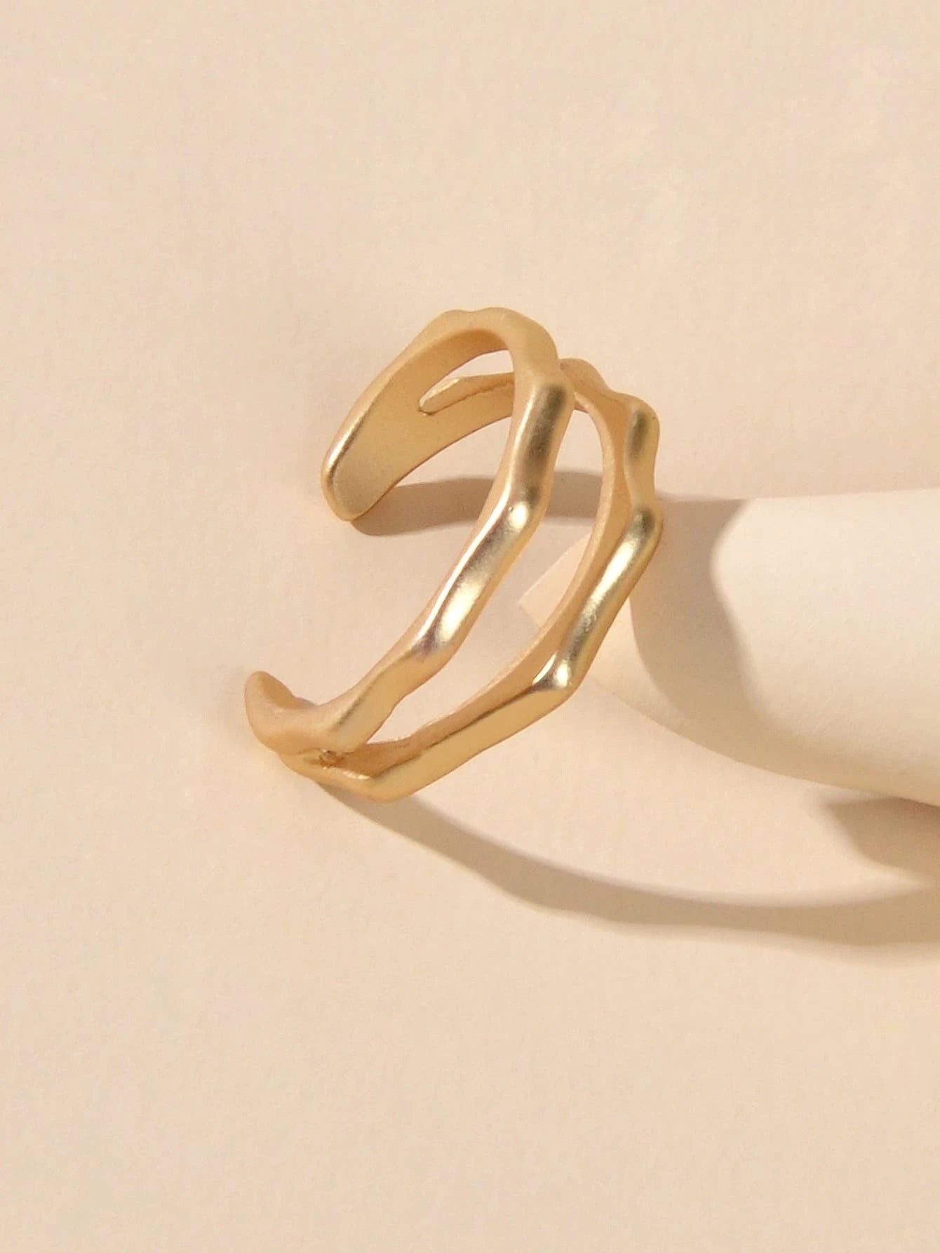 Anello aperto a doppio strato