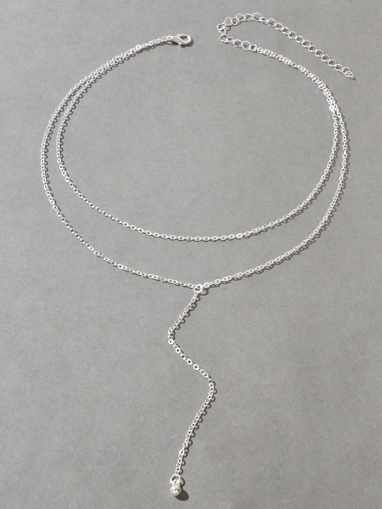 Collana con design a Y