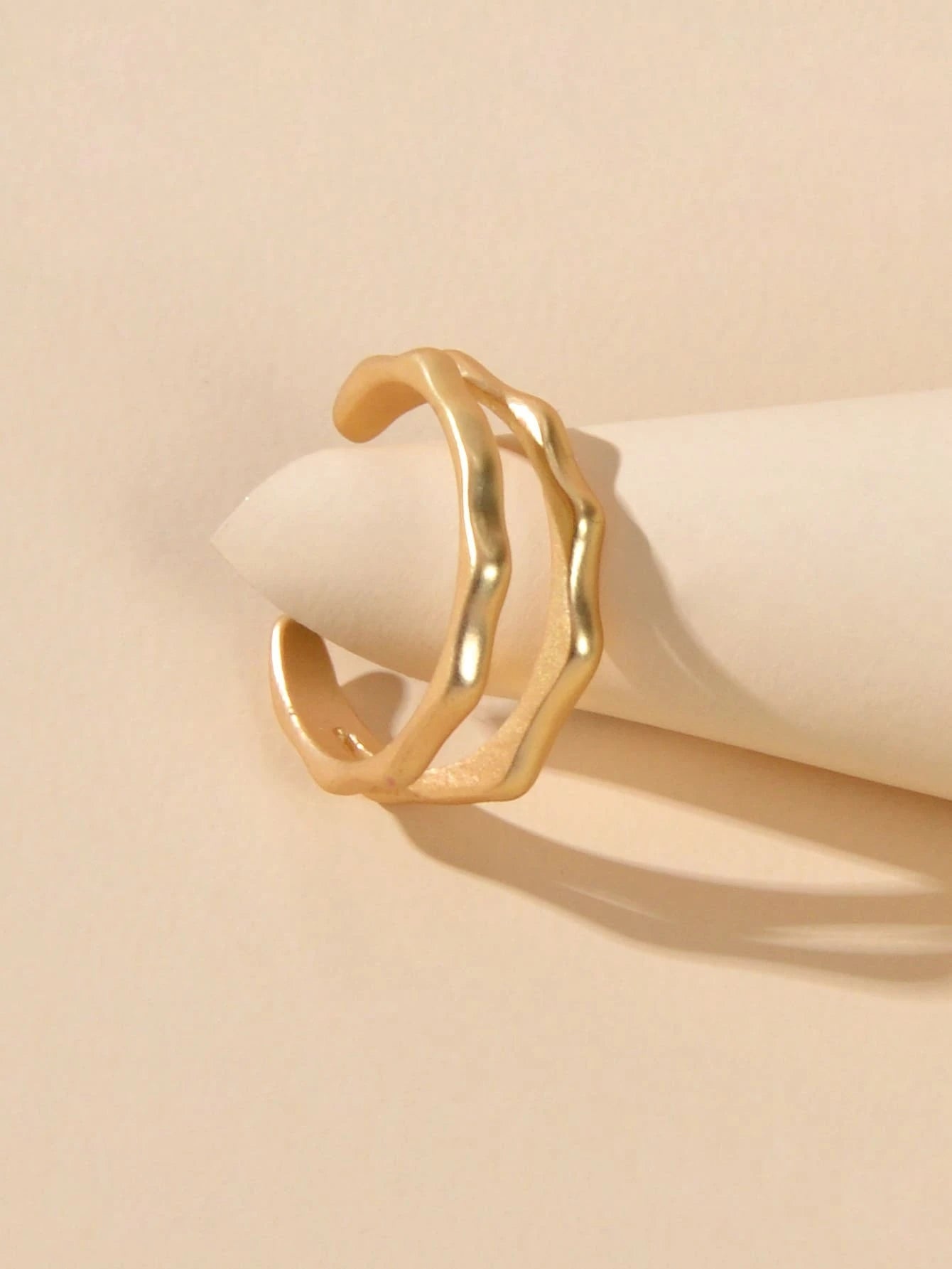 Anello aperto a doppio strato