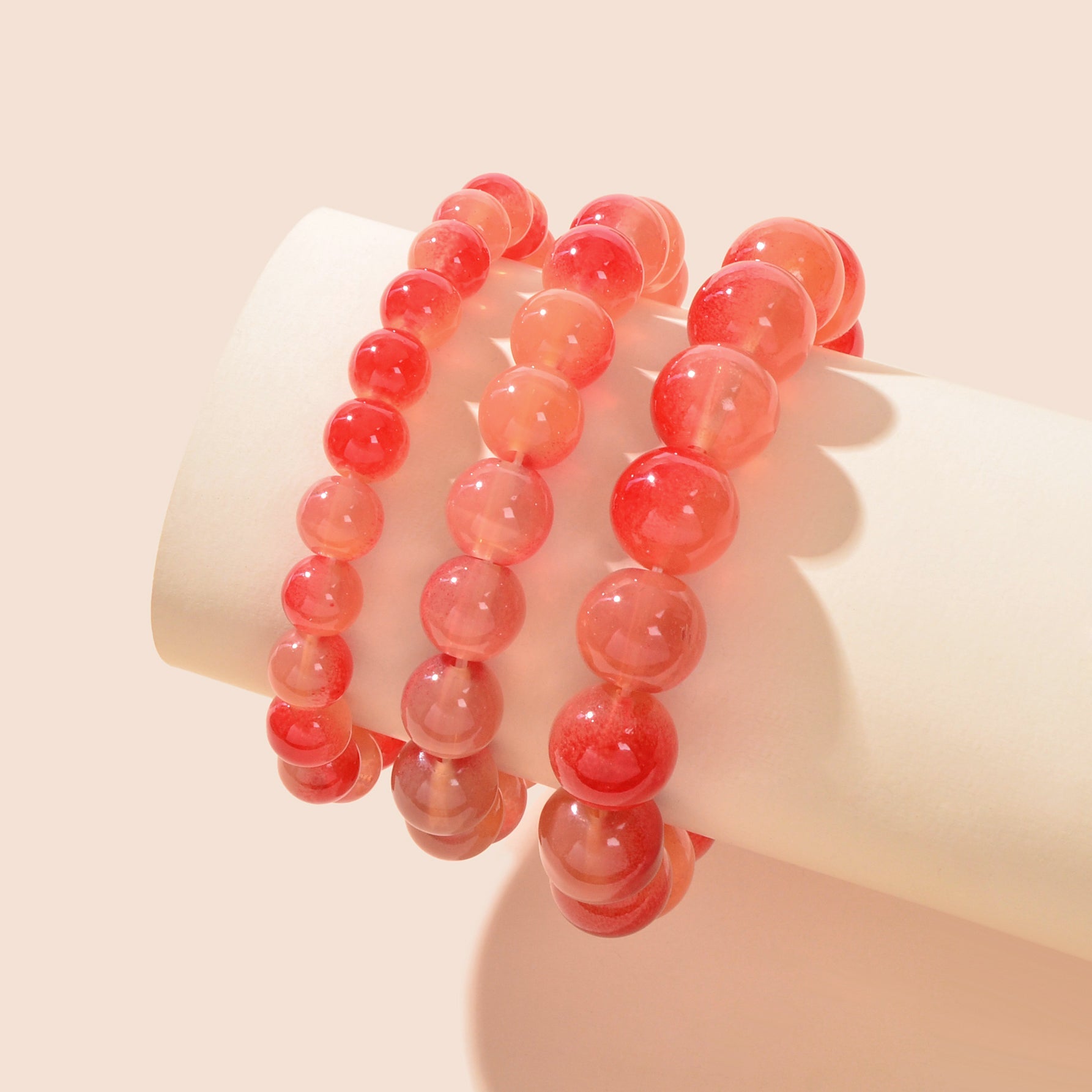 Set di 3 bracciali con perle decorative