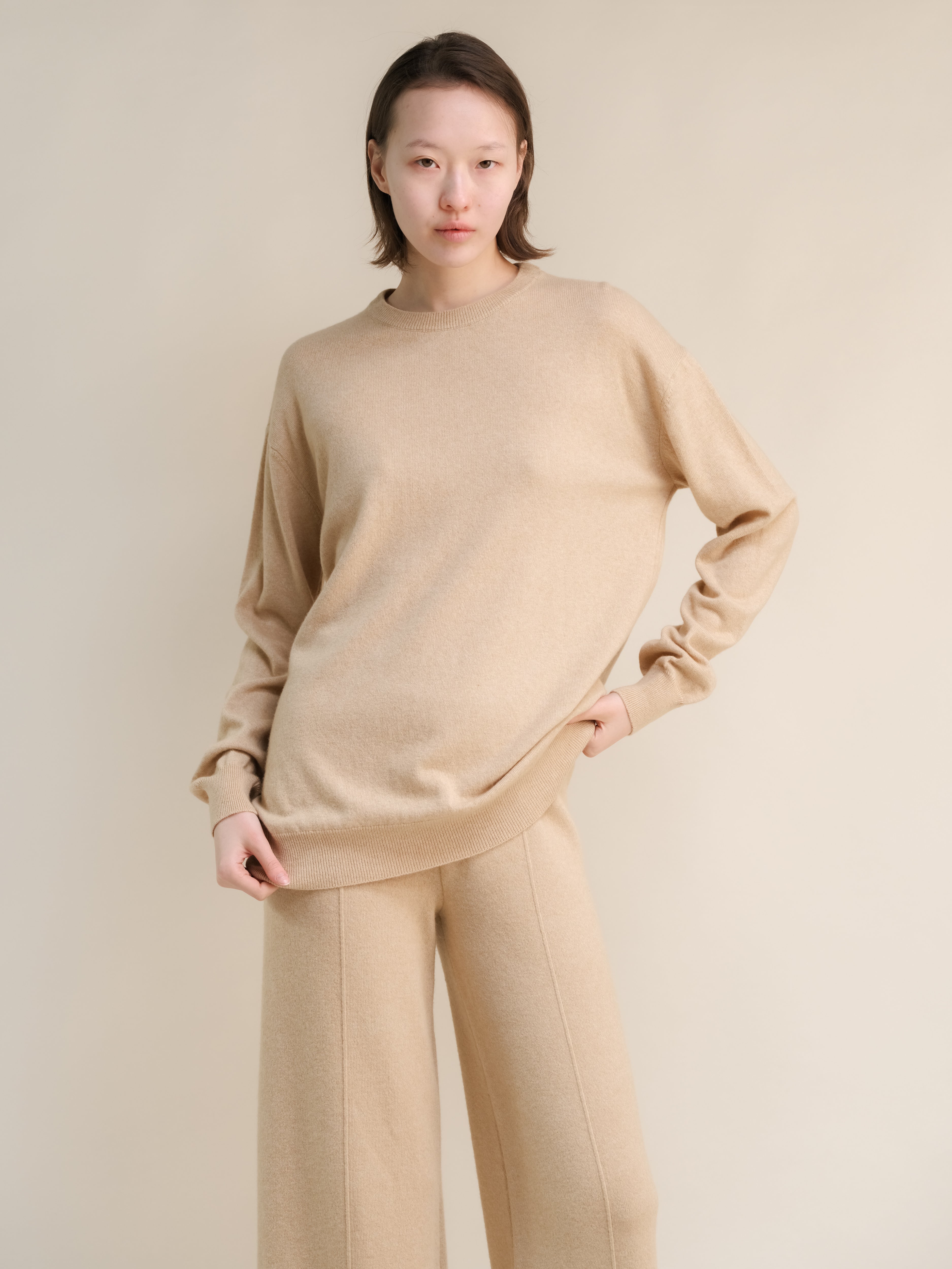 Maglia girocollo classica in misto cashmere