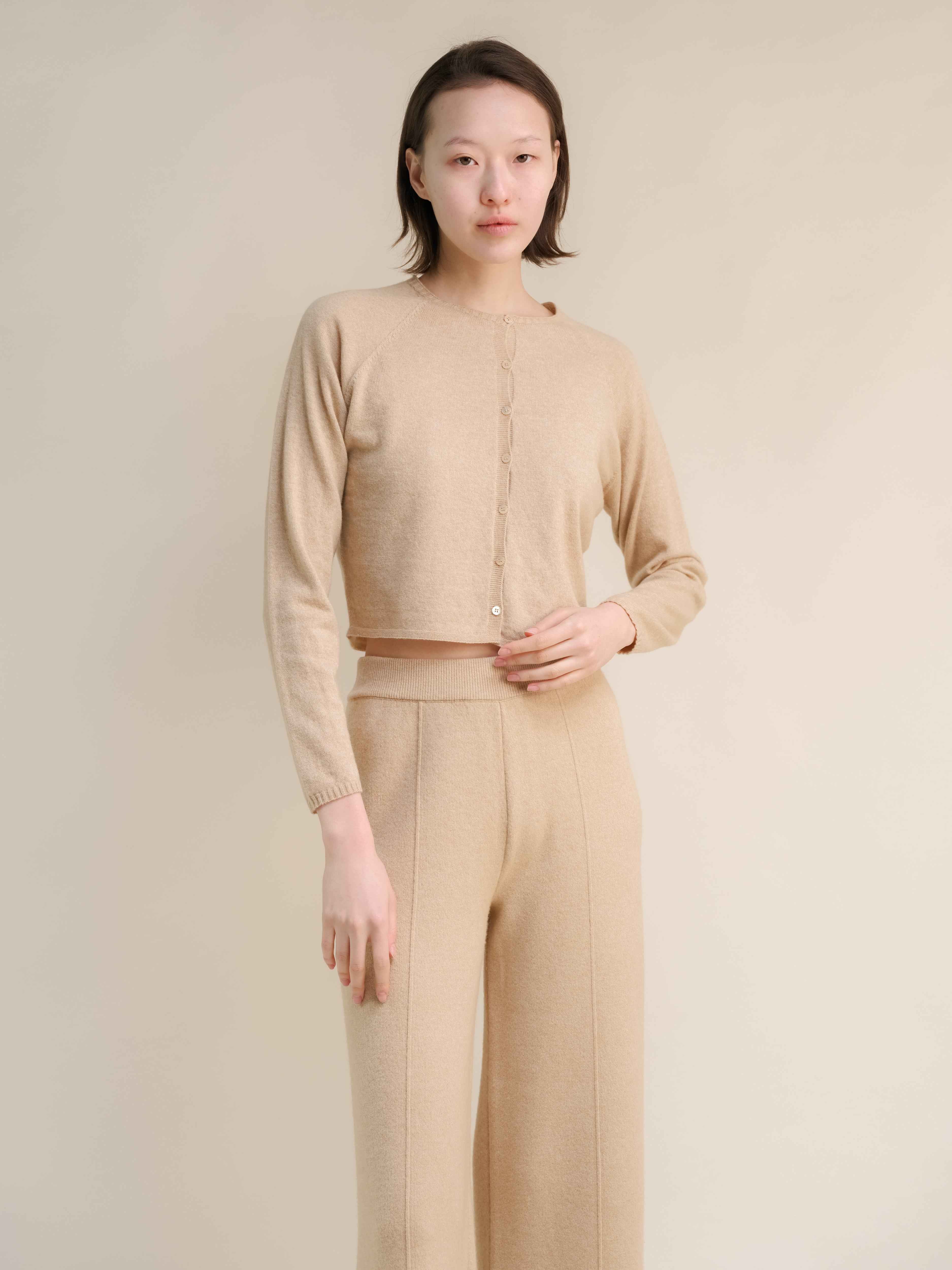 Cashmere Mix Cropped Cardigan (3D-Knit)