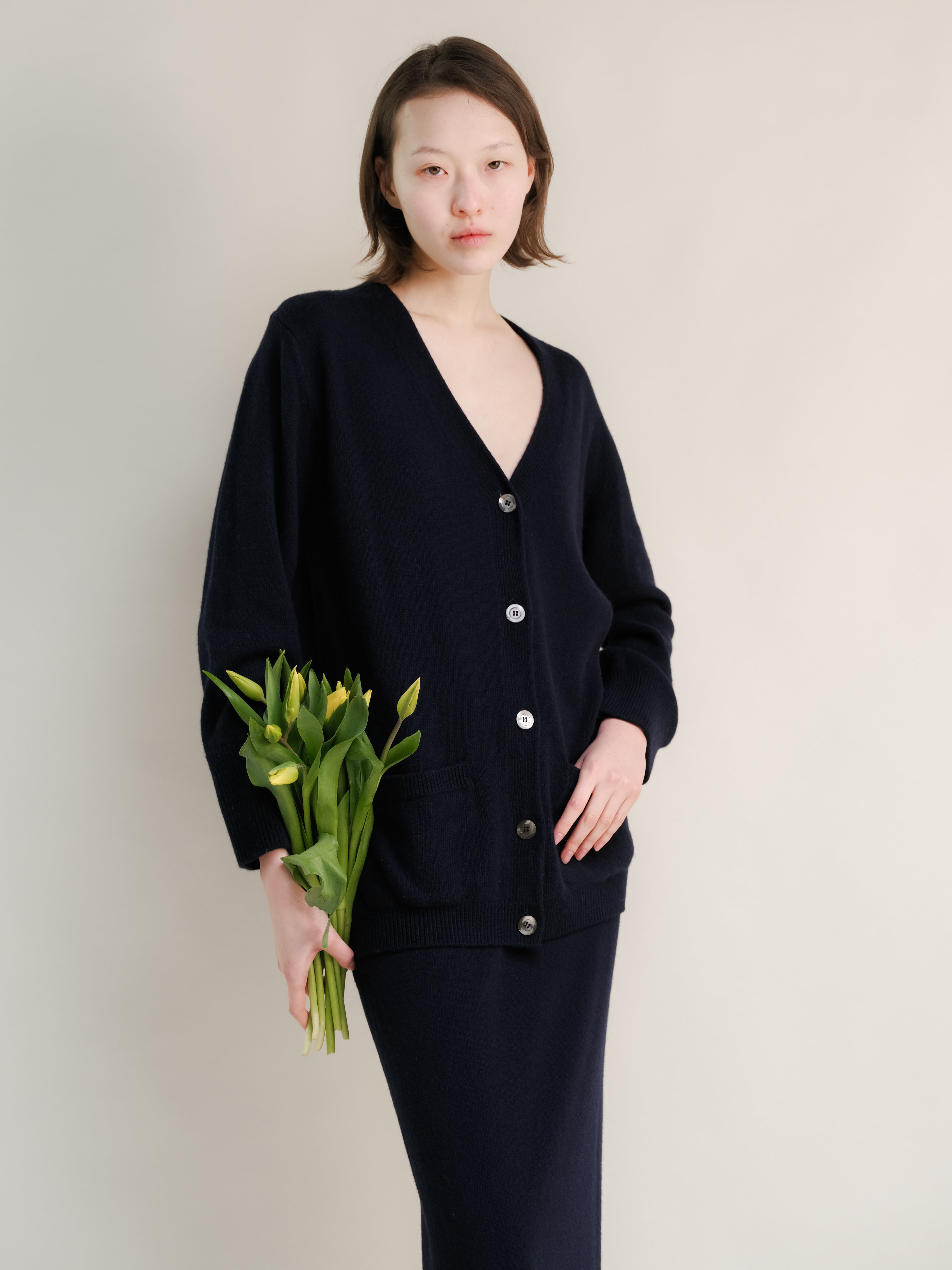 Cardigan maxi con scollo a V in misto cashmere