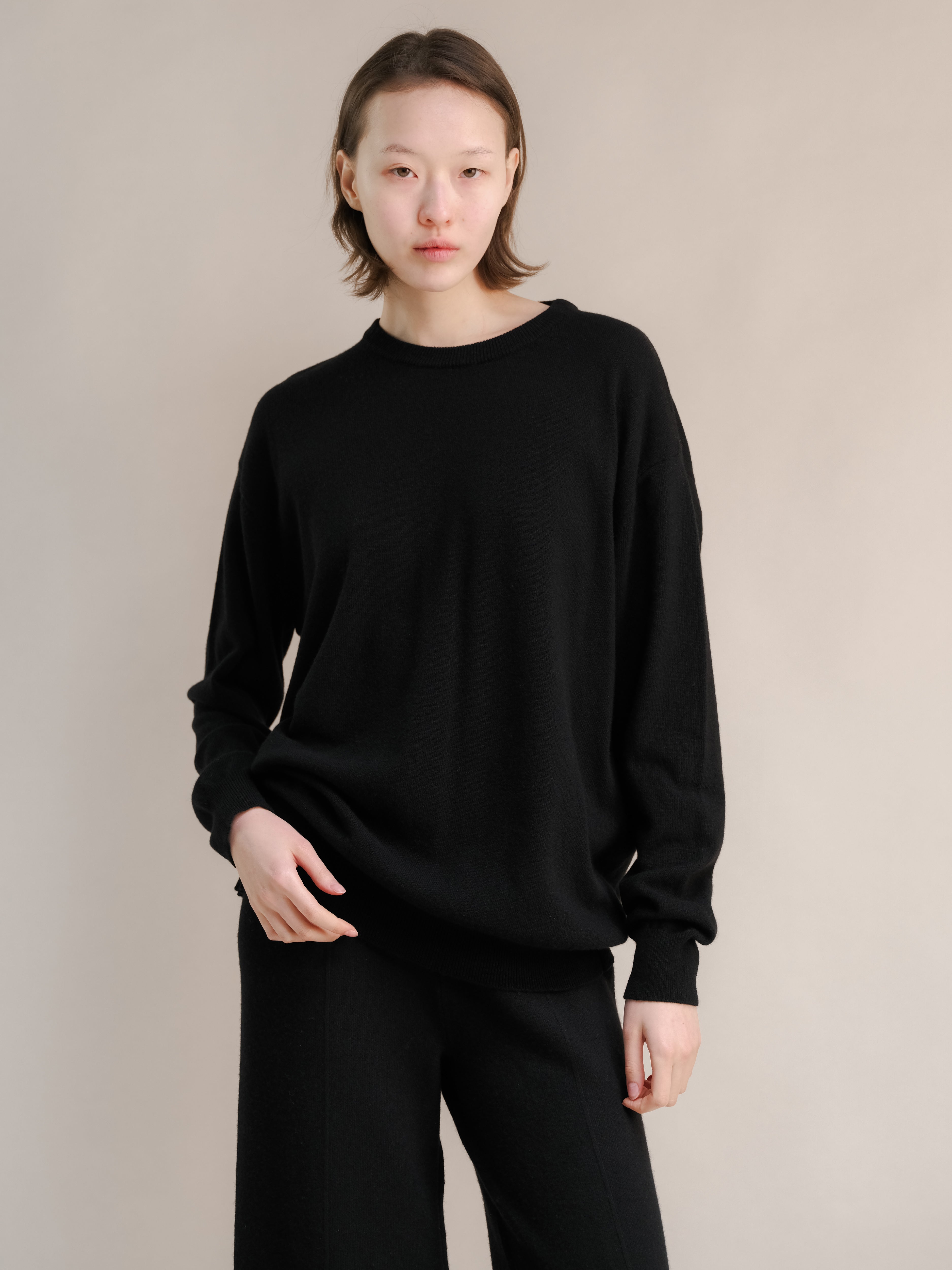 Maglia girocollo classica in misto cashmere