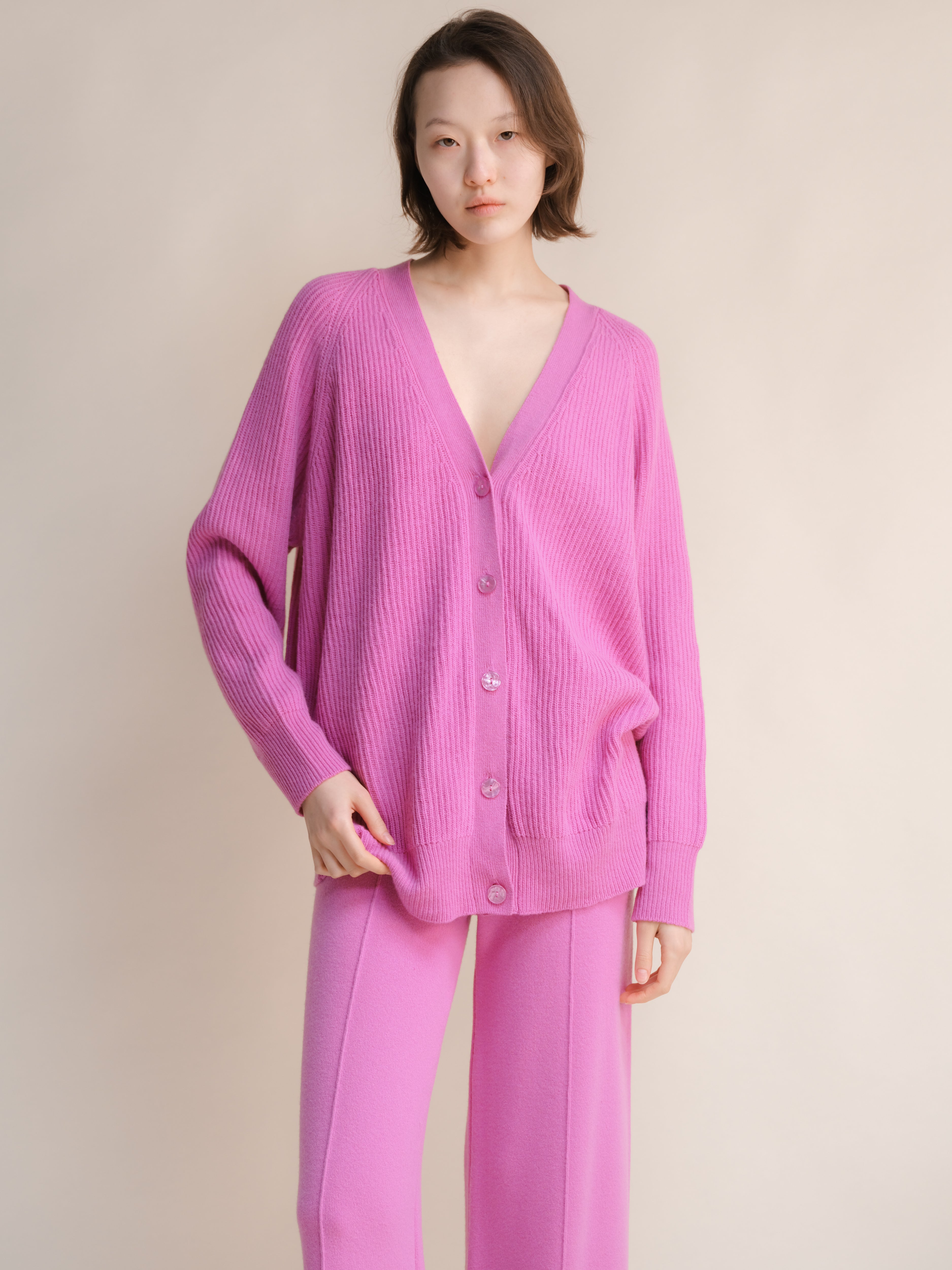 Cardigan lungo a coste in misto cashmere