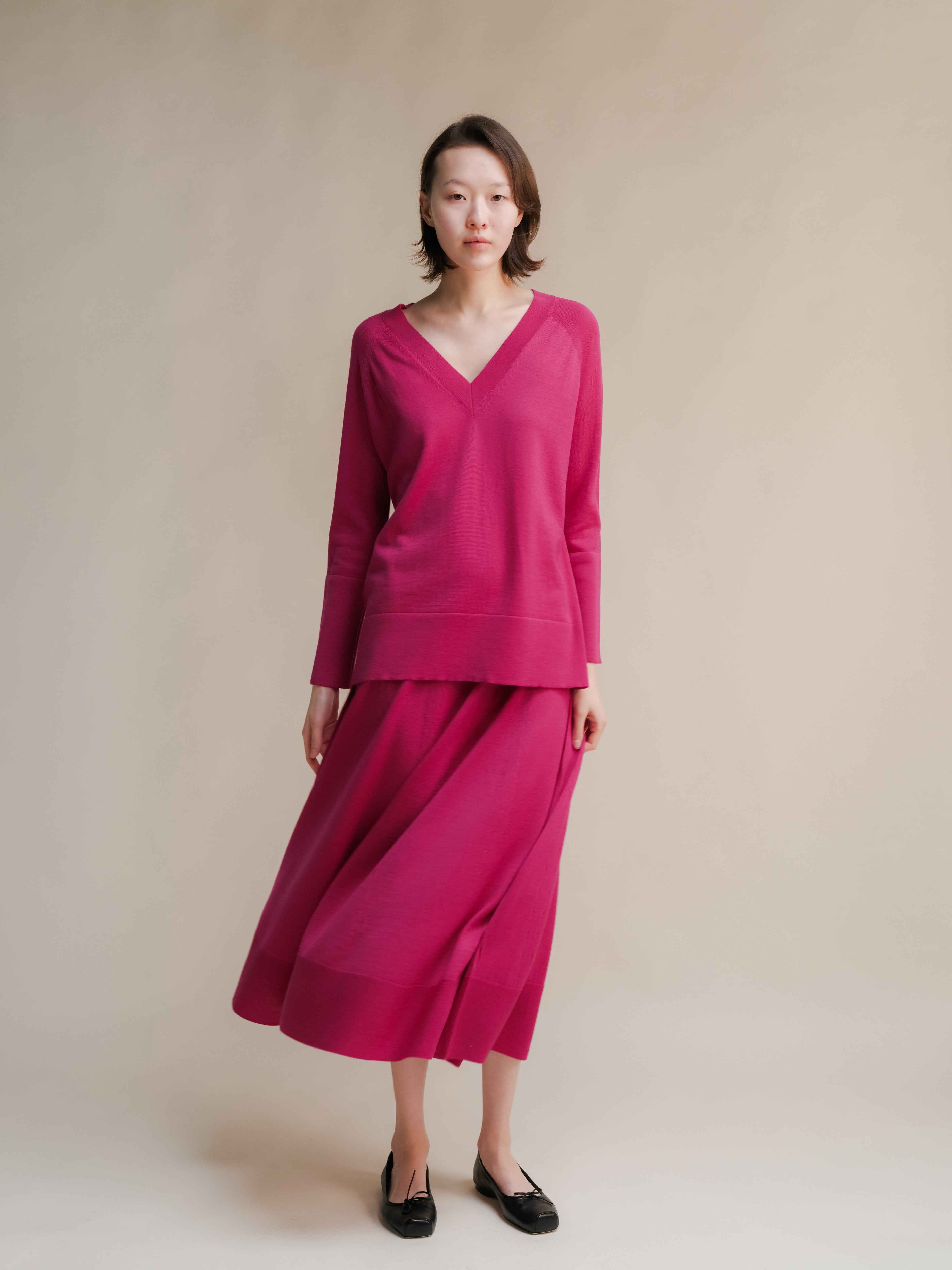 Extra Fine Merino V Neck Maxi Sweater