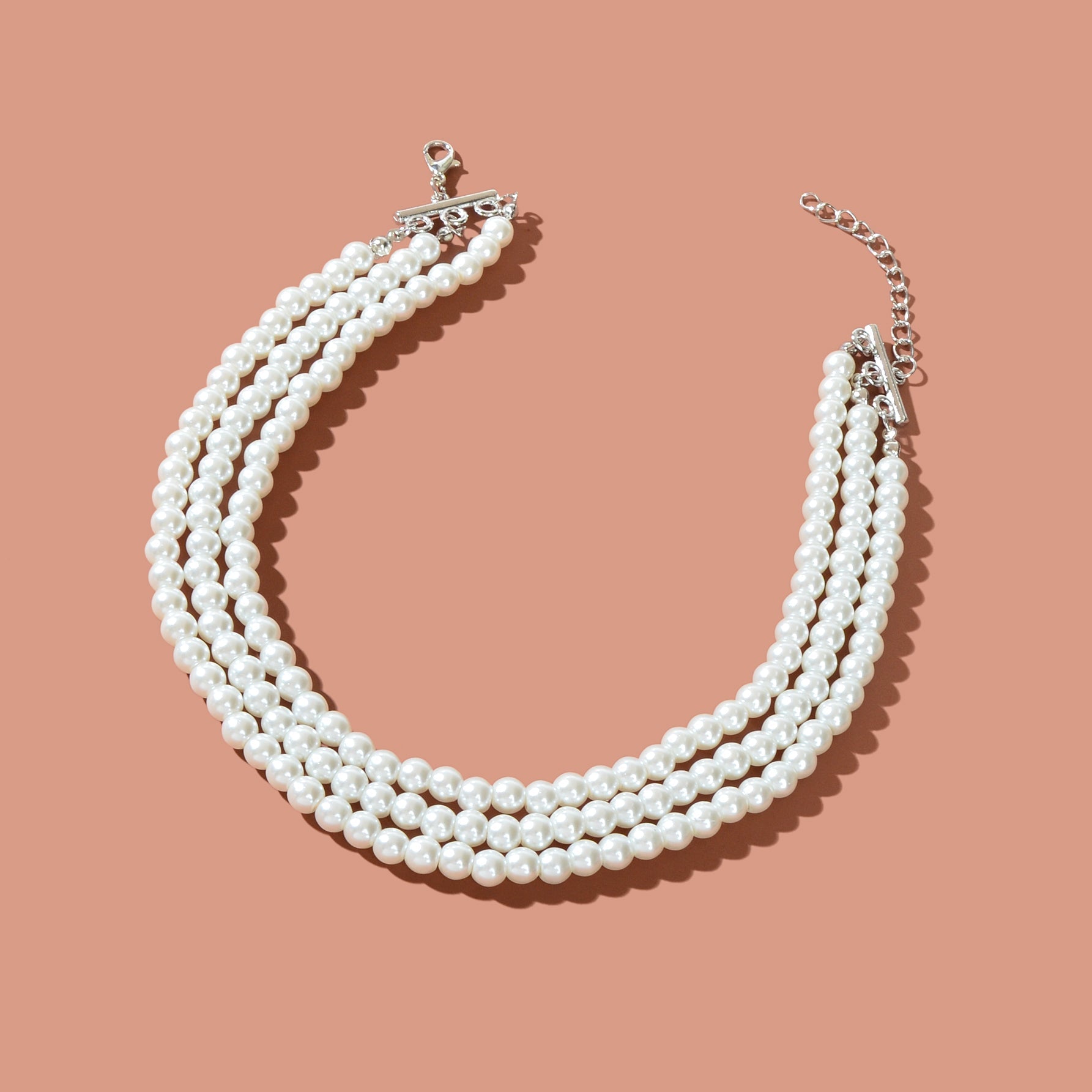 Collana a tre fili con perline