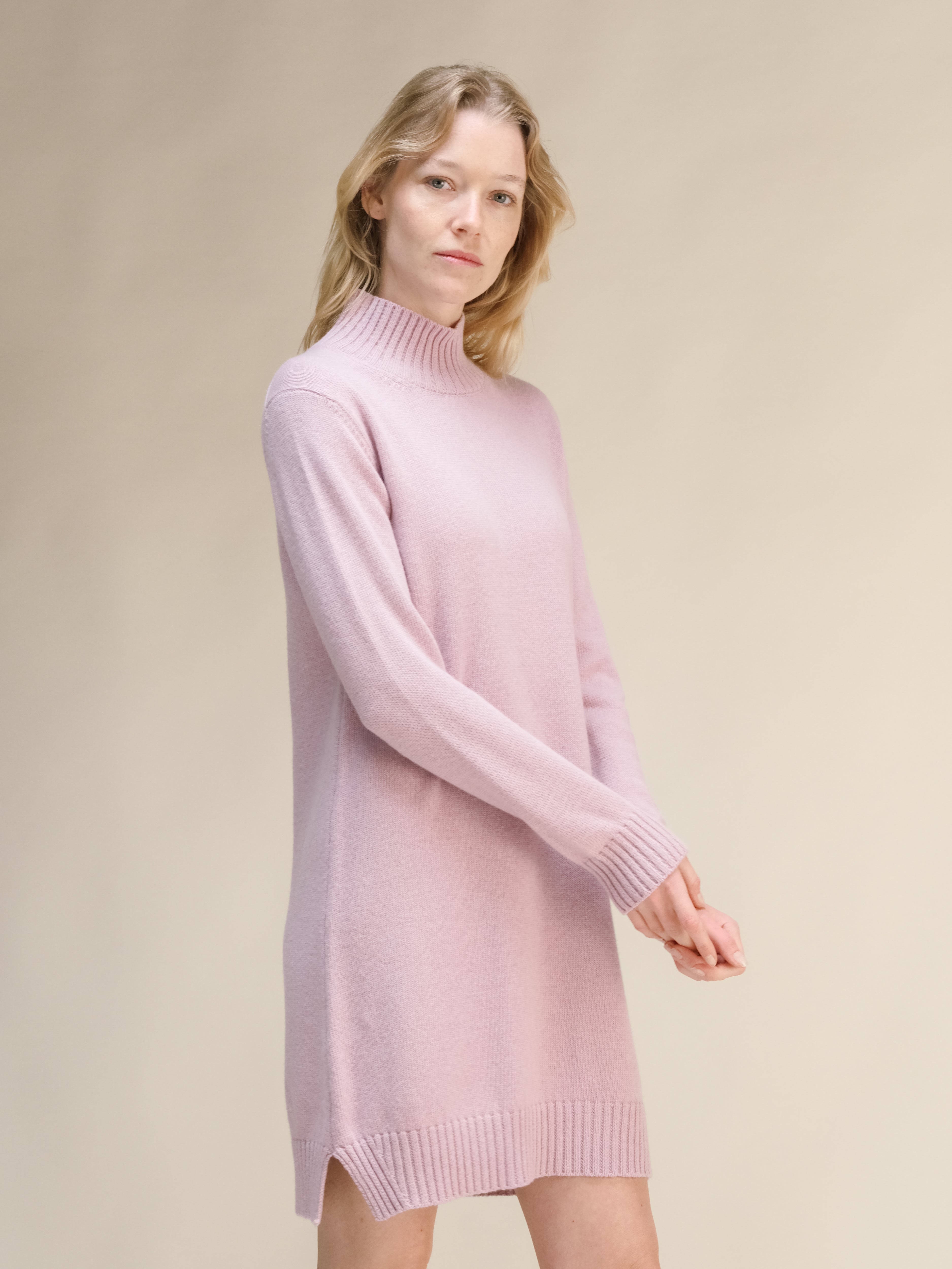 Abito midi a collo alto in misto cashmere