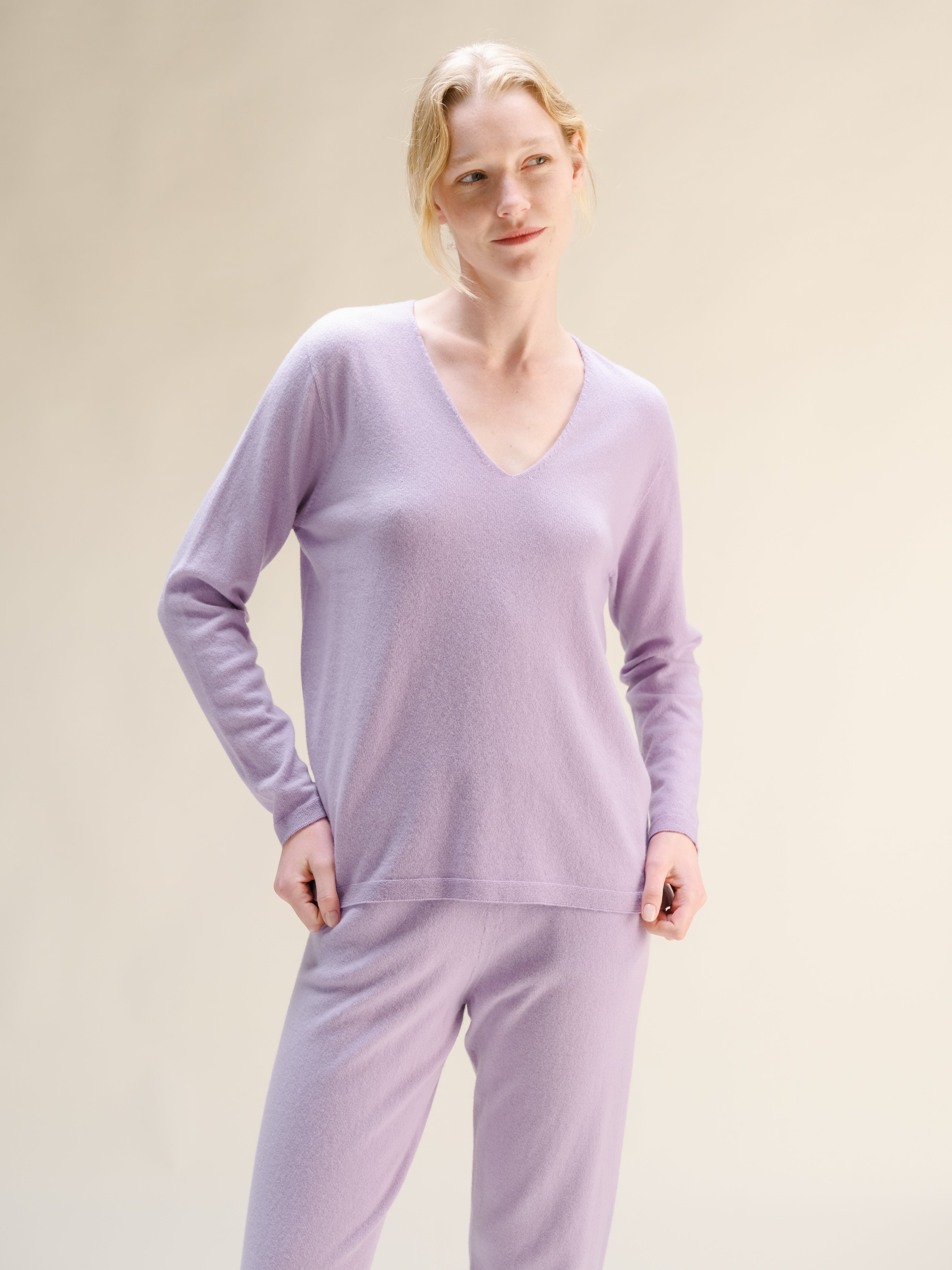 Maglione a V in misto cashmere (3D-Knit)