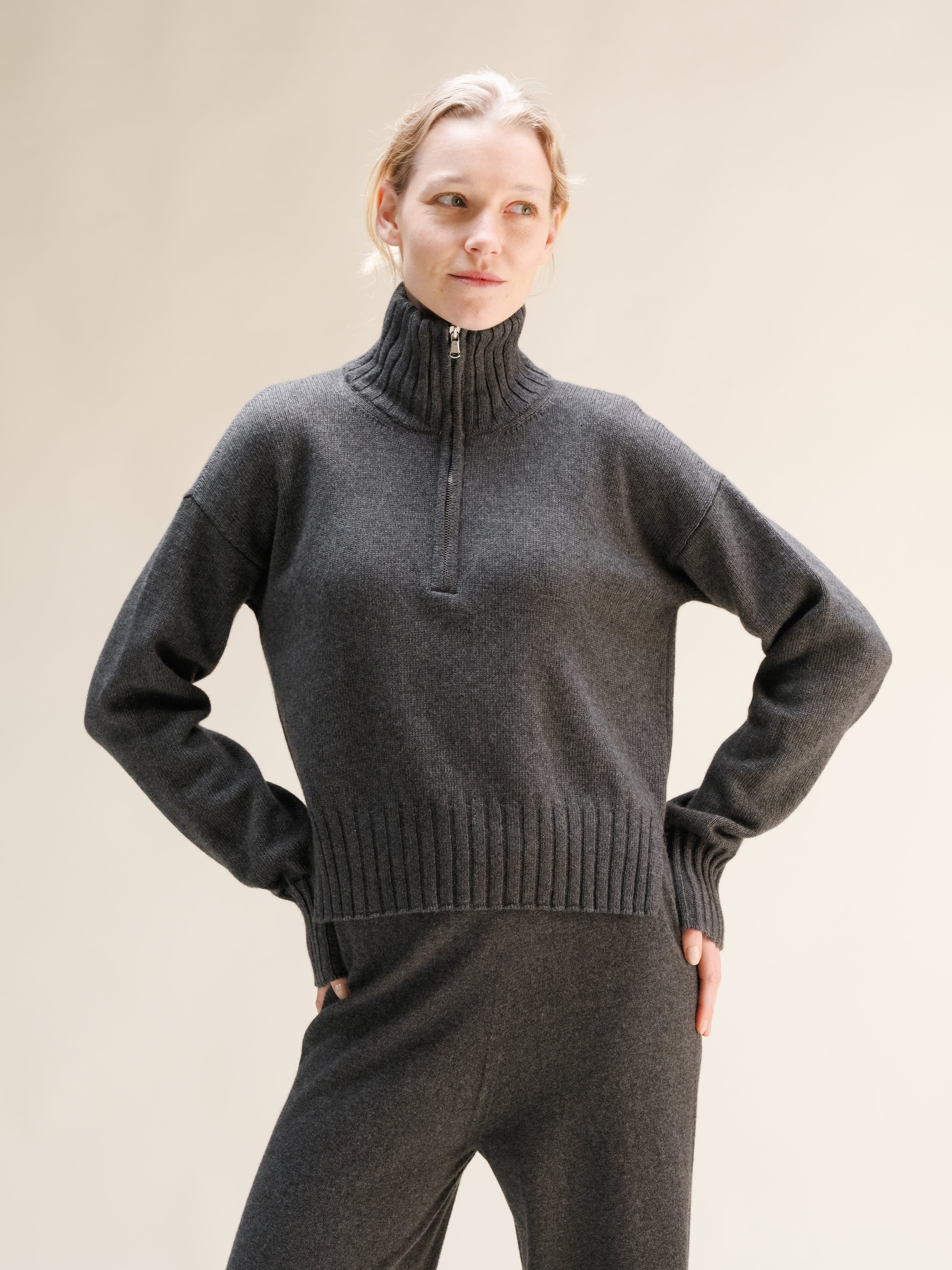 Maglia dolcevita con zip in misto cashmere