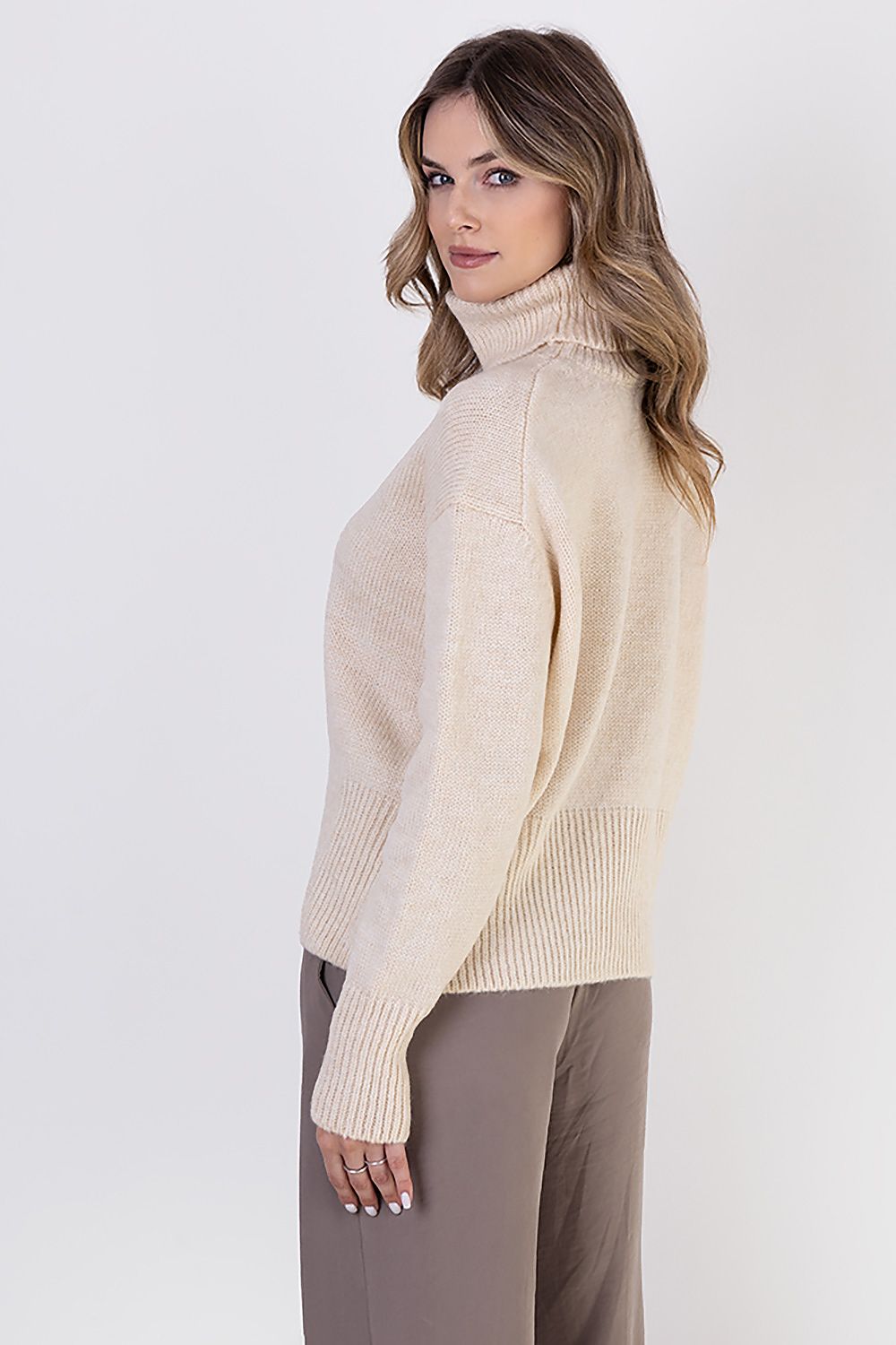 Maglione dolcevita - Nibe Clothing