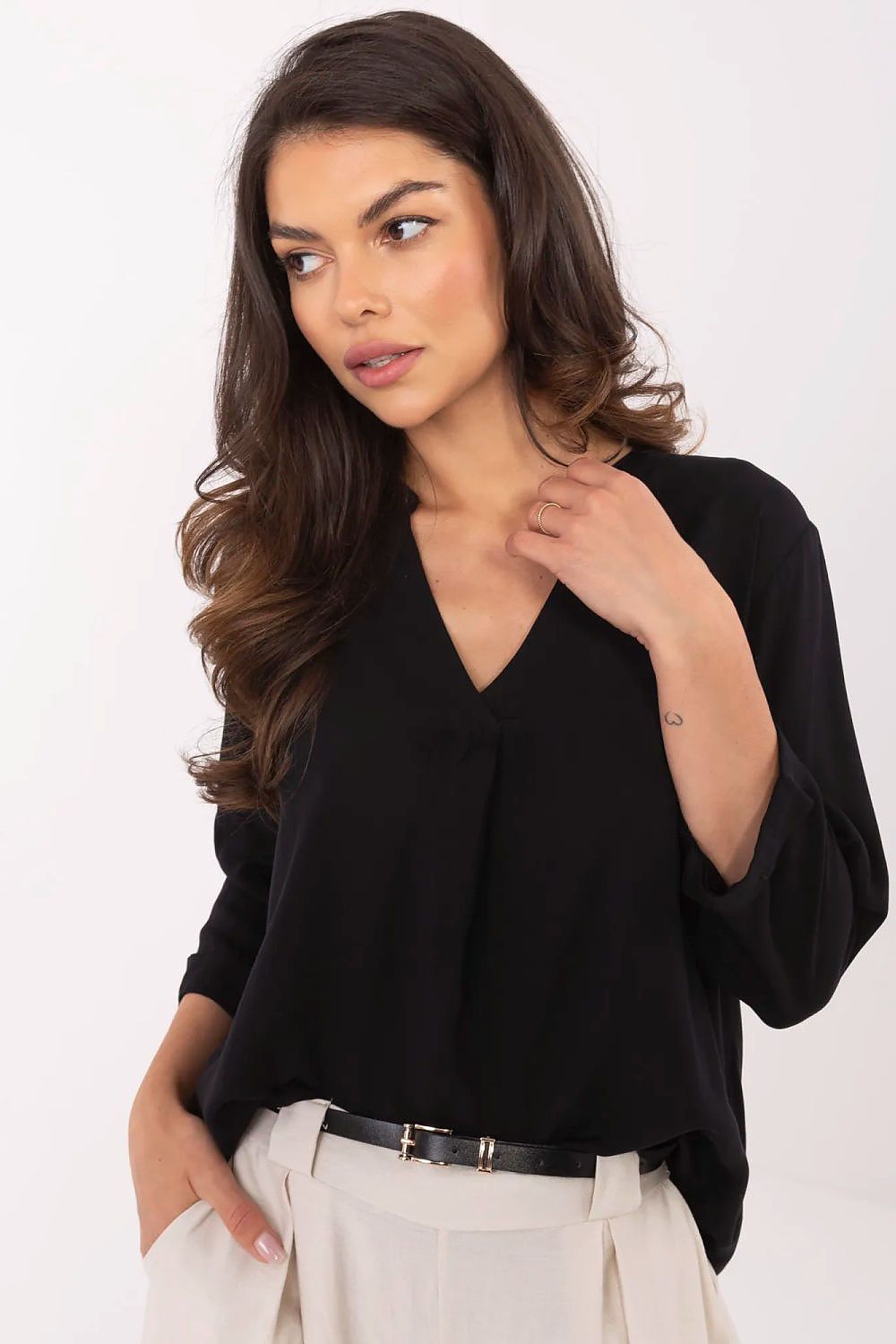 Blusa con scollo a V - Nibe Clothing