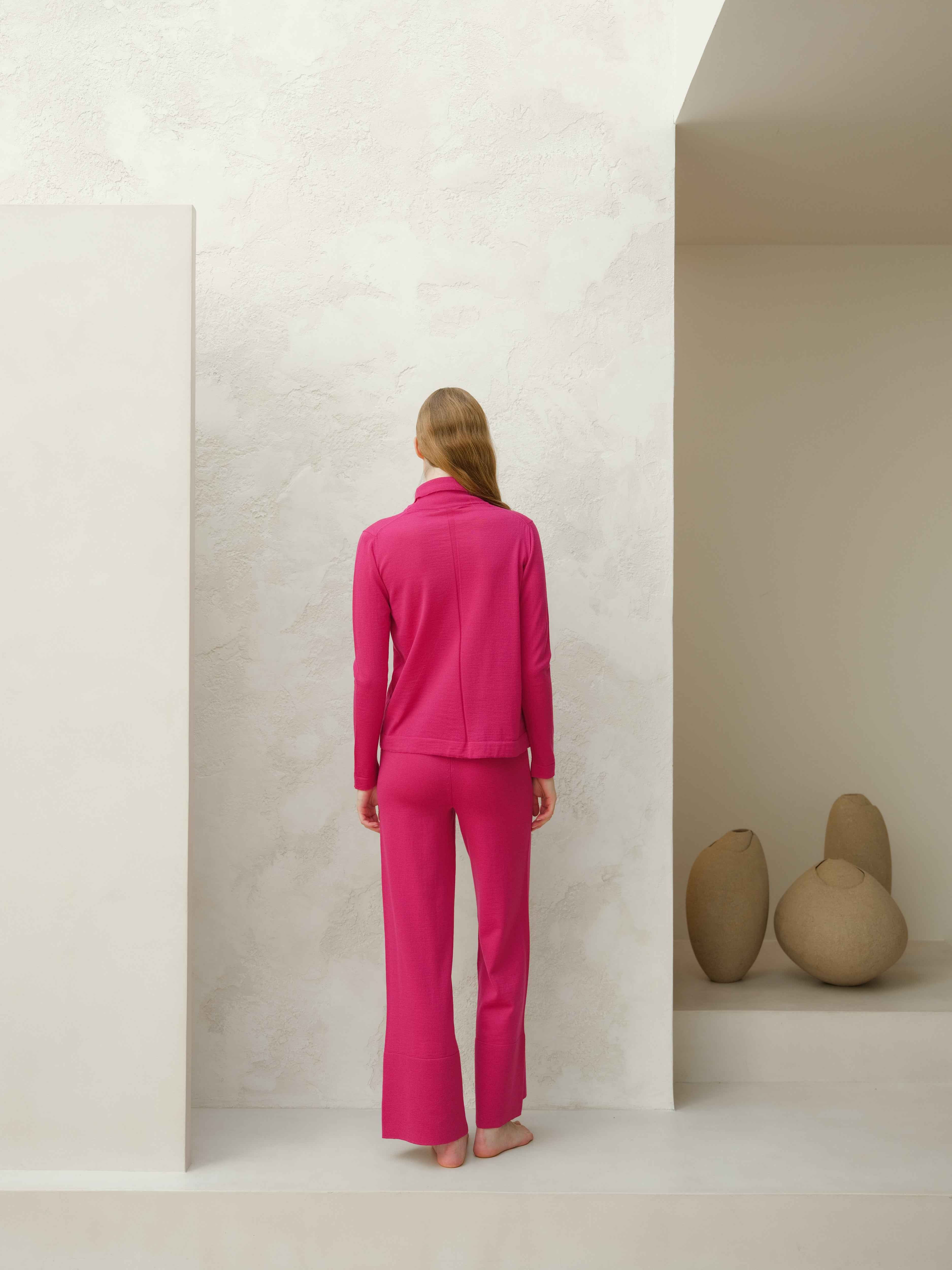 Extra Fine Merino Wool Turtleneck with Straight Sleeve