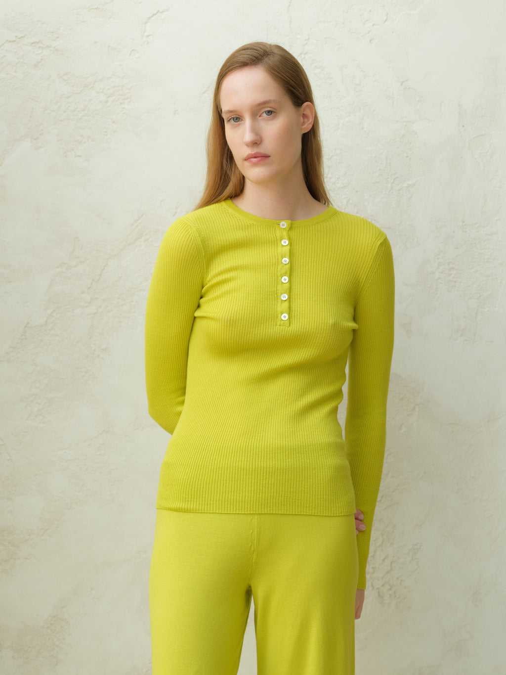 Extra Fine Merino Ribbed Fine Hanley Sweater