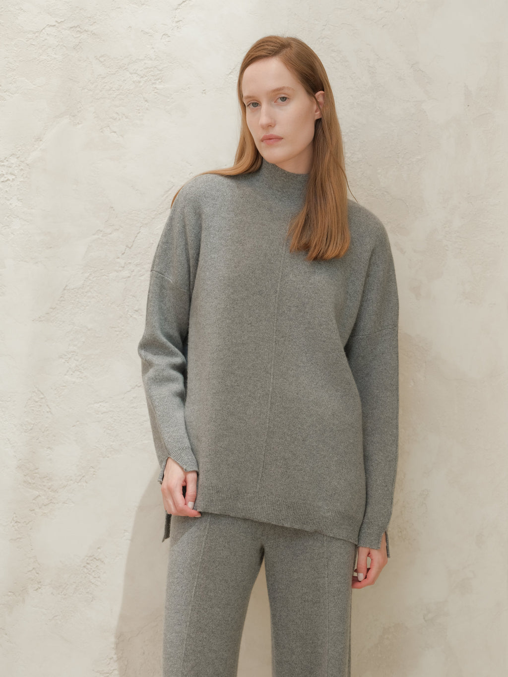 Maxi turtleneck sweater in cashmere blend