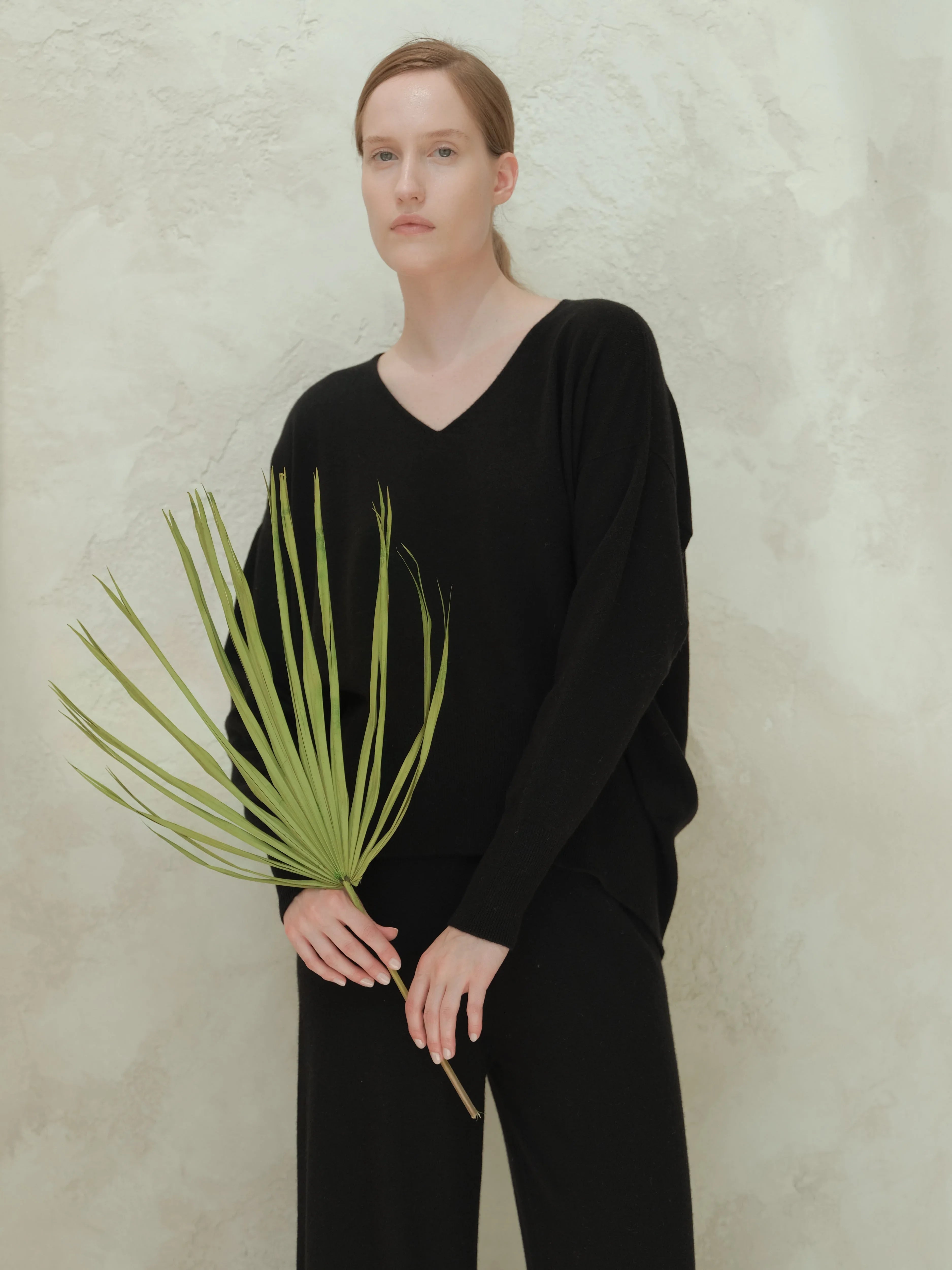 Maglione Cashmere Mix Maxi V-Neck - Nibe Clothing