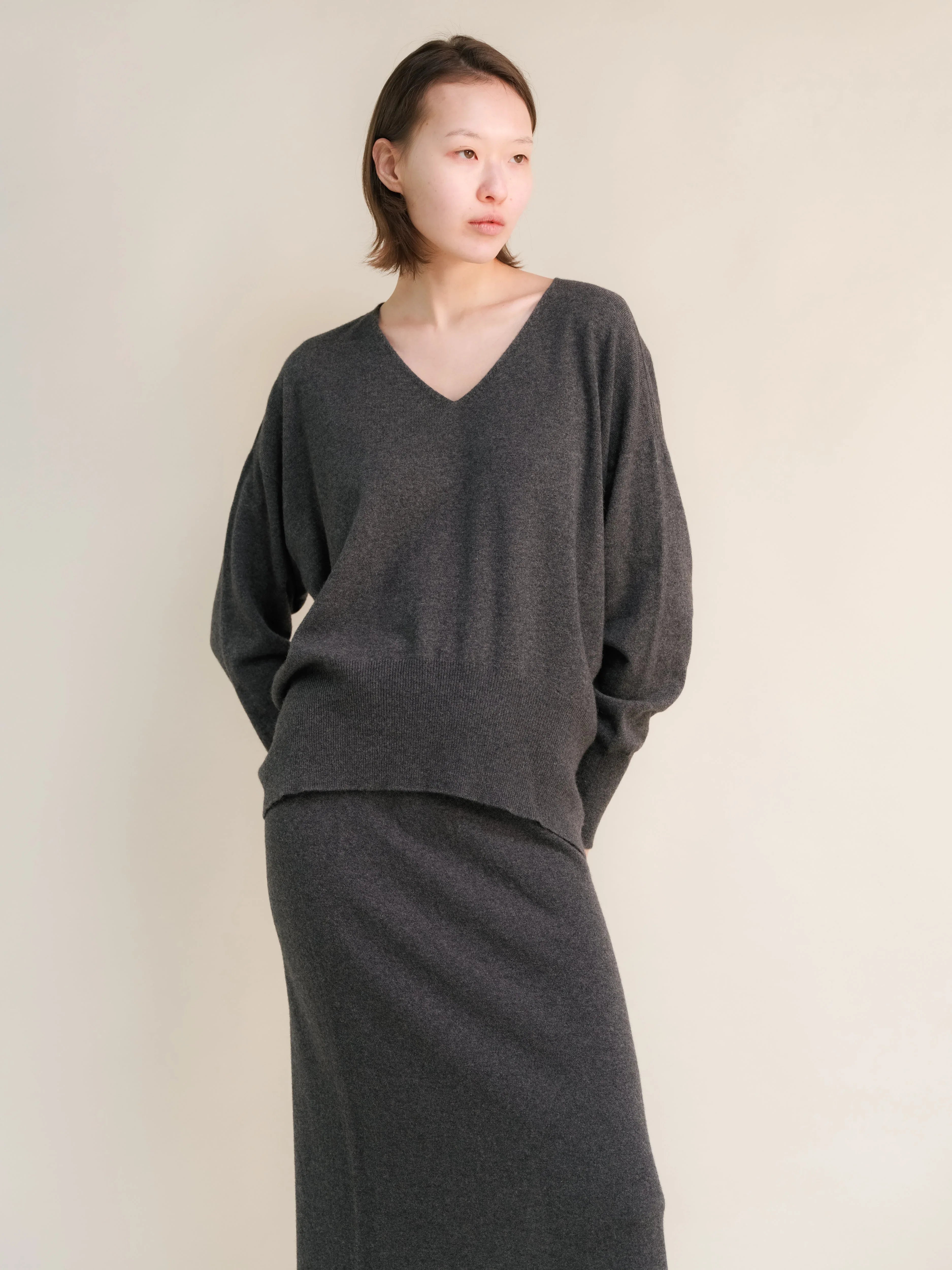 Maglione Cashmere Mix Maxi V-Neck - Nibe Clothing