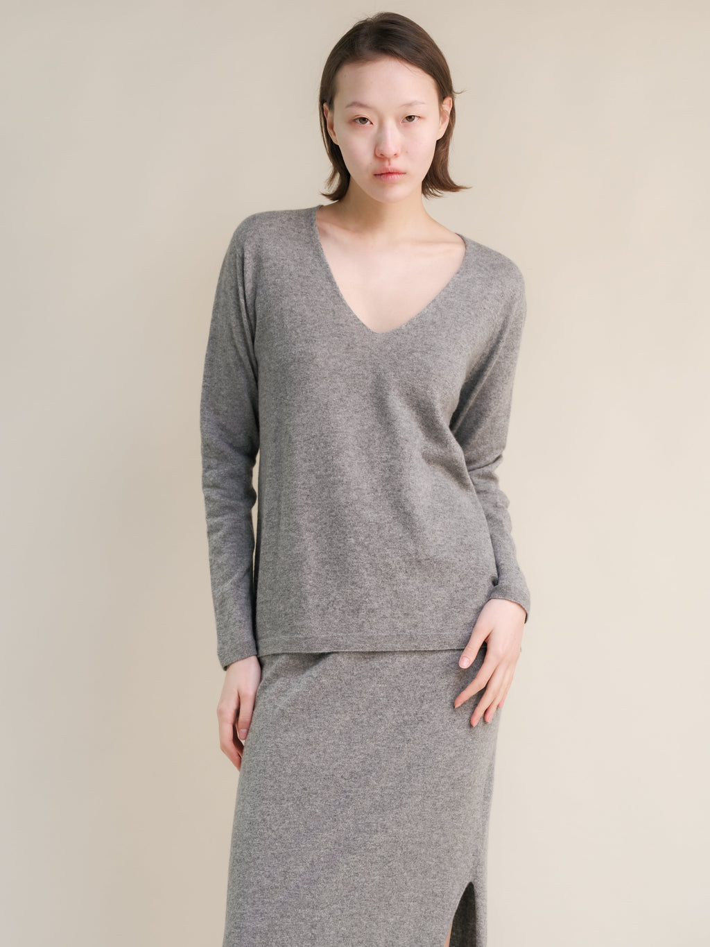 Maglione a V in misto cashmere (3D-Knit)