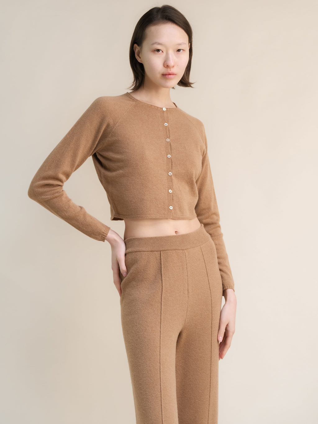 Cardigan corto in misto cashmere (3D-Knit)