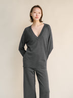 Maxi V-neck sweater in extra-fine merino wool