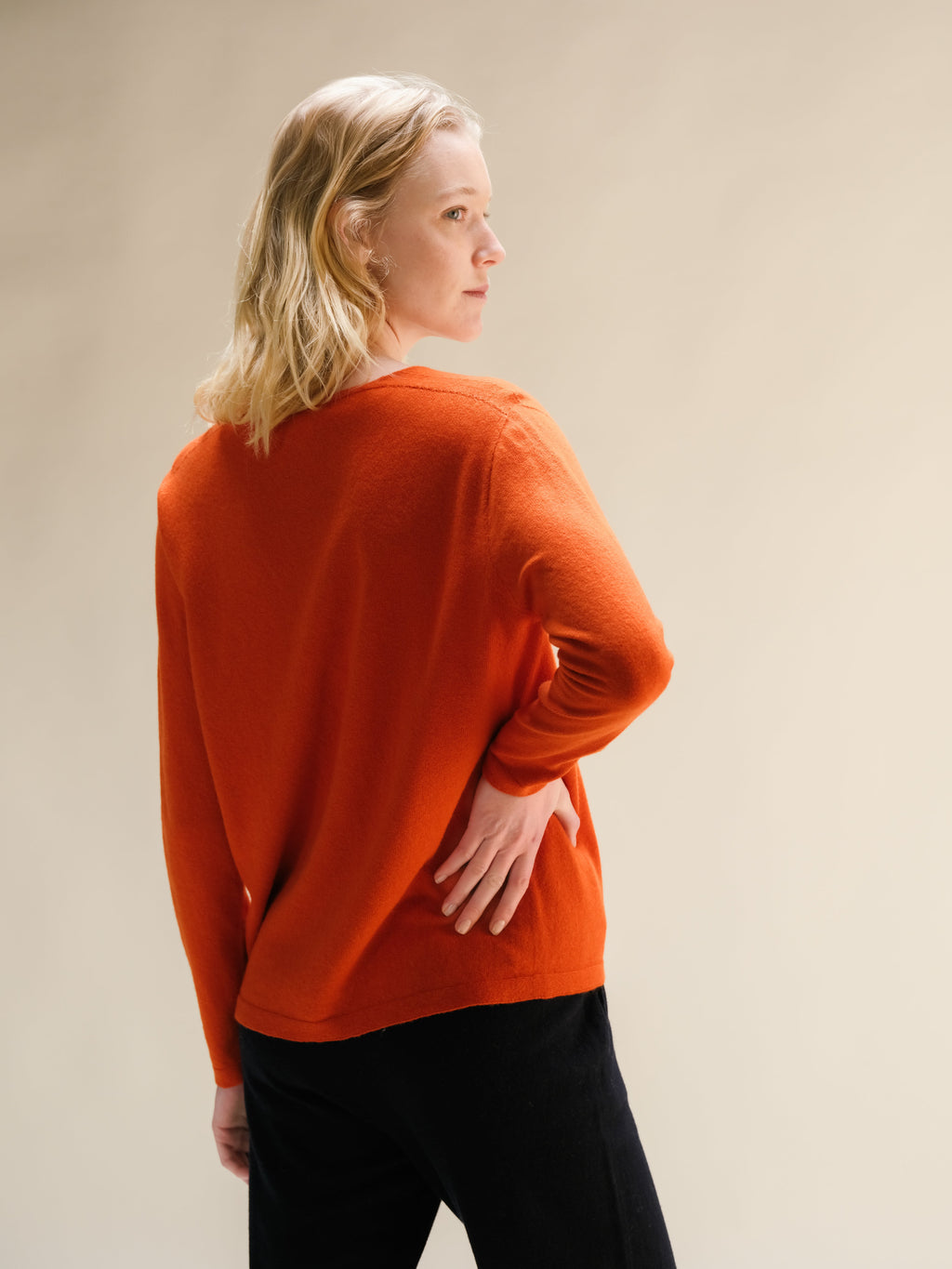 Maglione a V in misto cashmere (3D-Knit)
