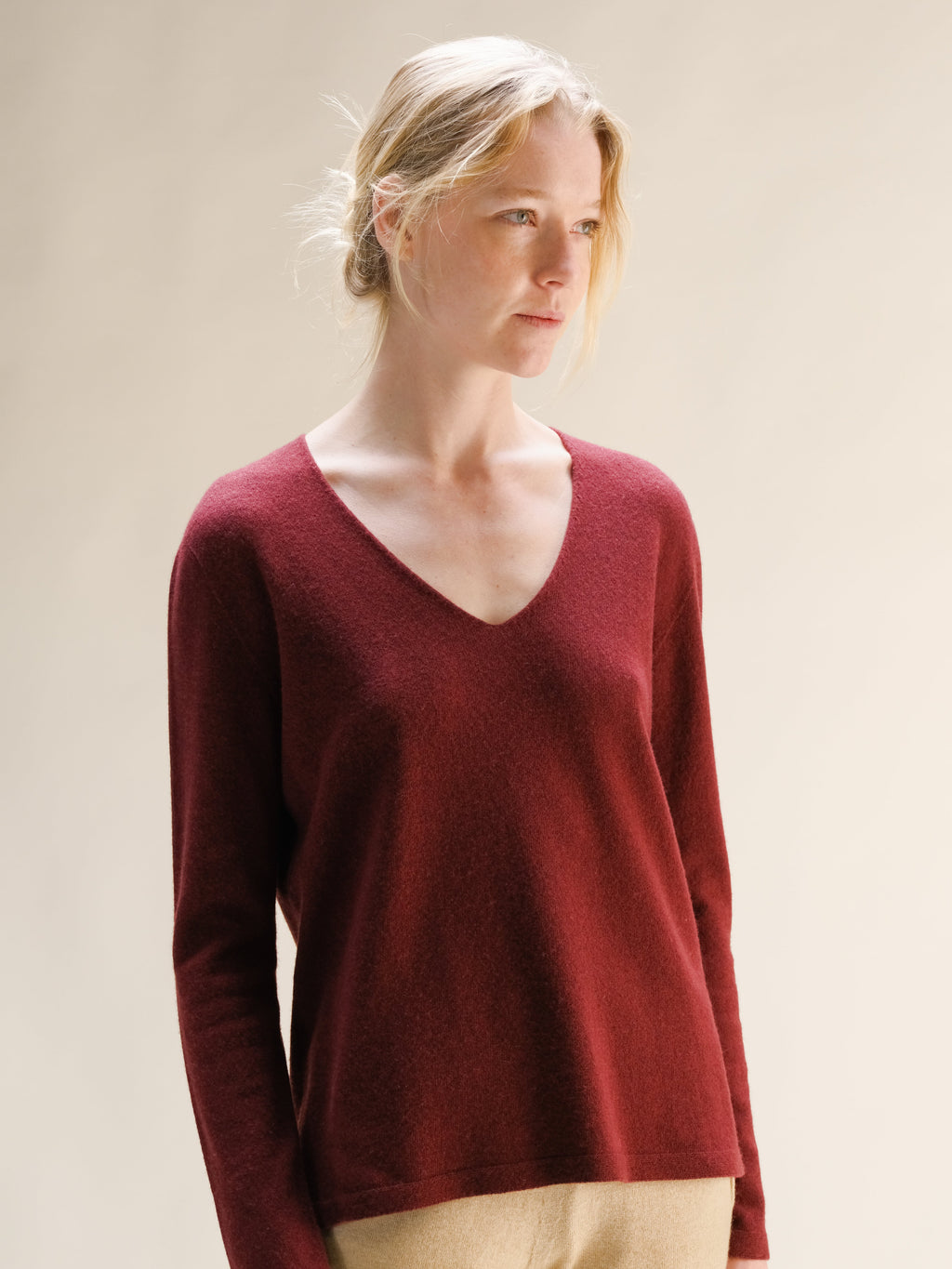 Maglione a V in misto cashmere (3D-Knit)