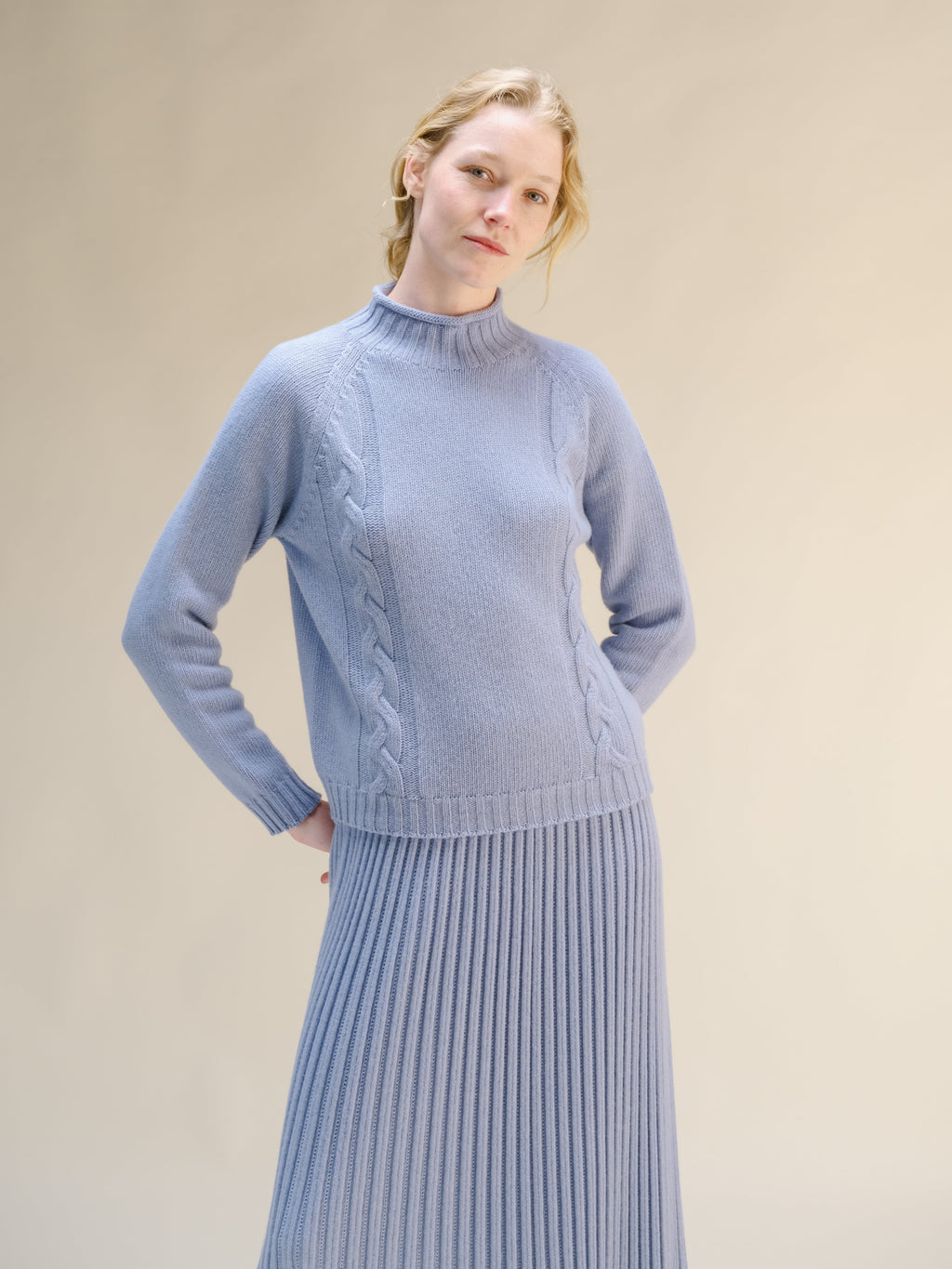 “Ricciolo” cable-knit sweater in cashmere blend (3D-Knit)
