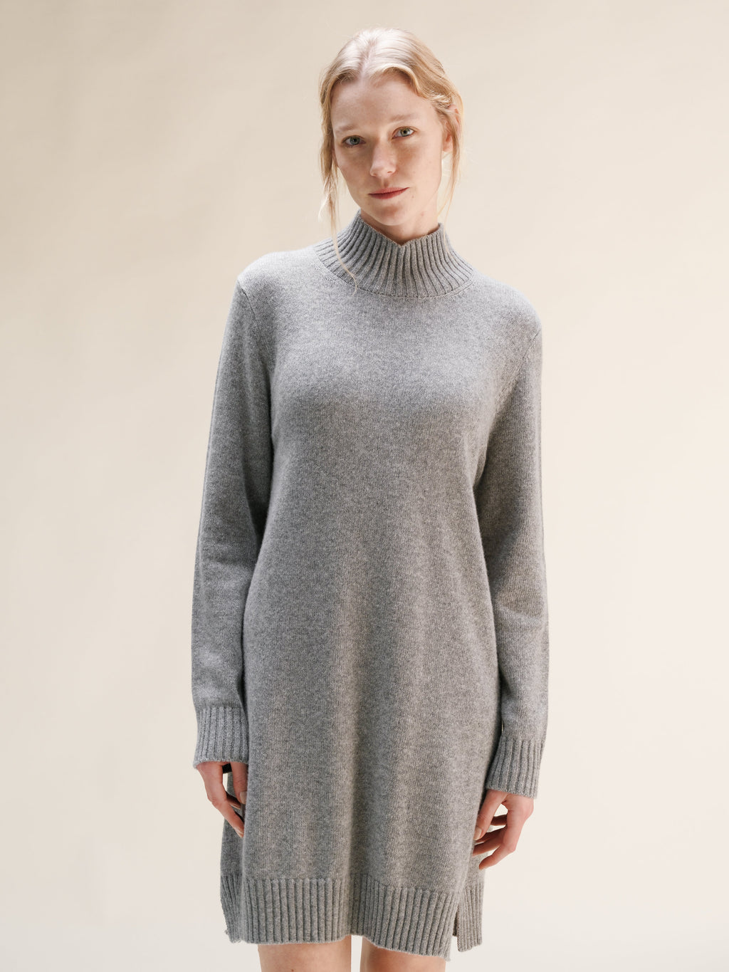 Abito midi a collo alto in misto cashmere
