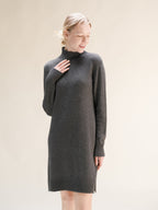 Abito midi a collo alto in misto cashmere