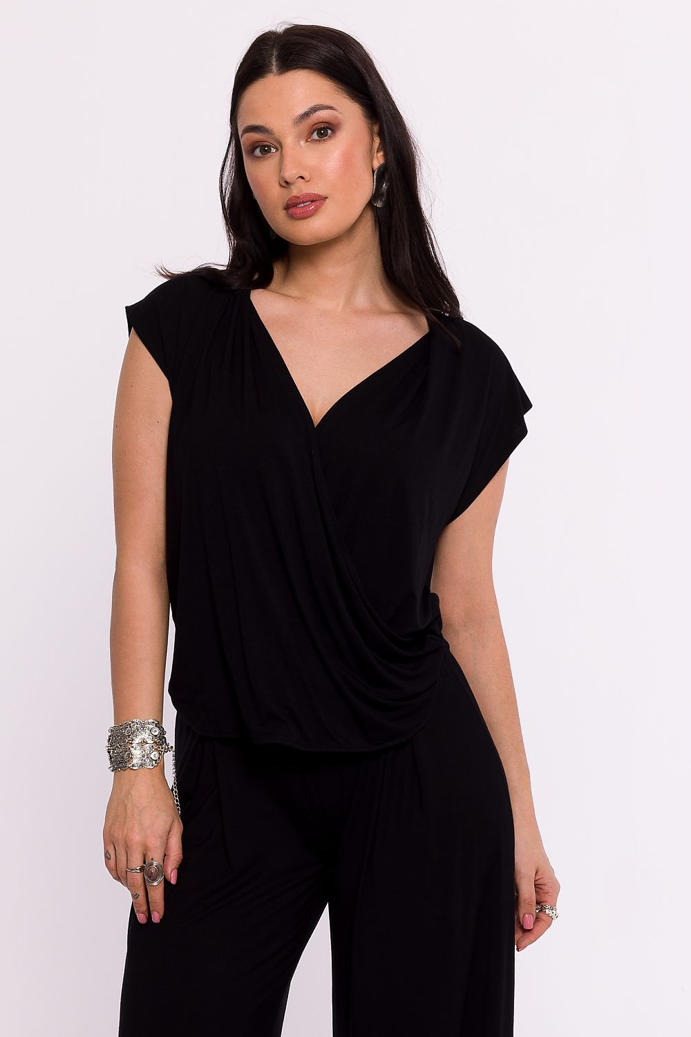 Blusa con scollo a V - Nibe Clothing