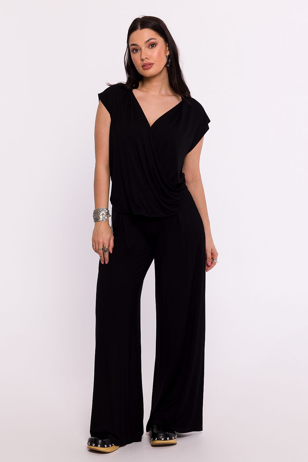 Blusa con scollo a V - Nibe Clothing