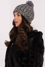 Berretto con pom-pom - Nibe Clothing