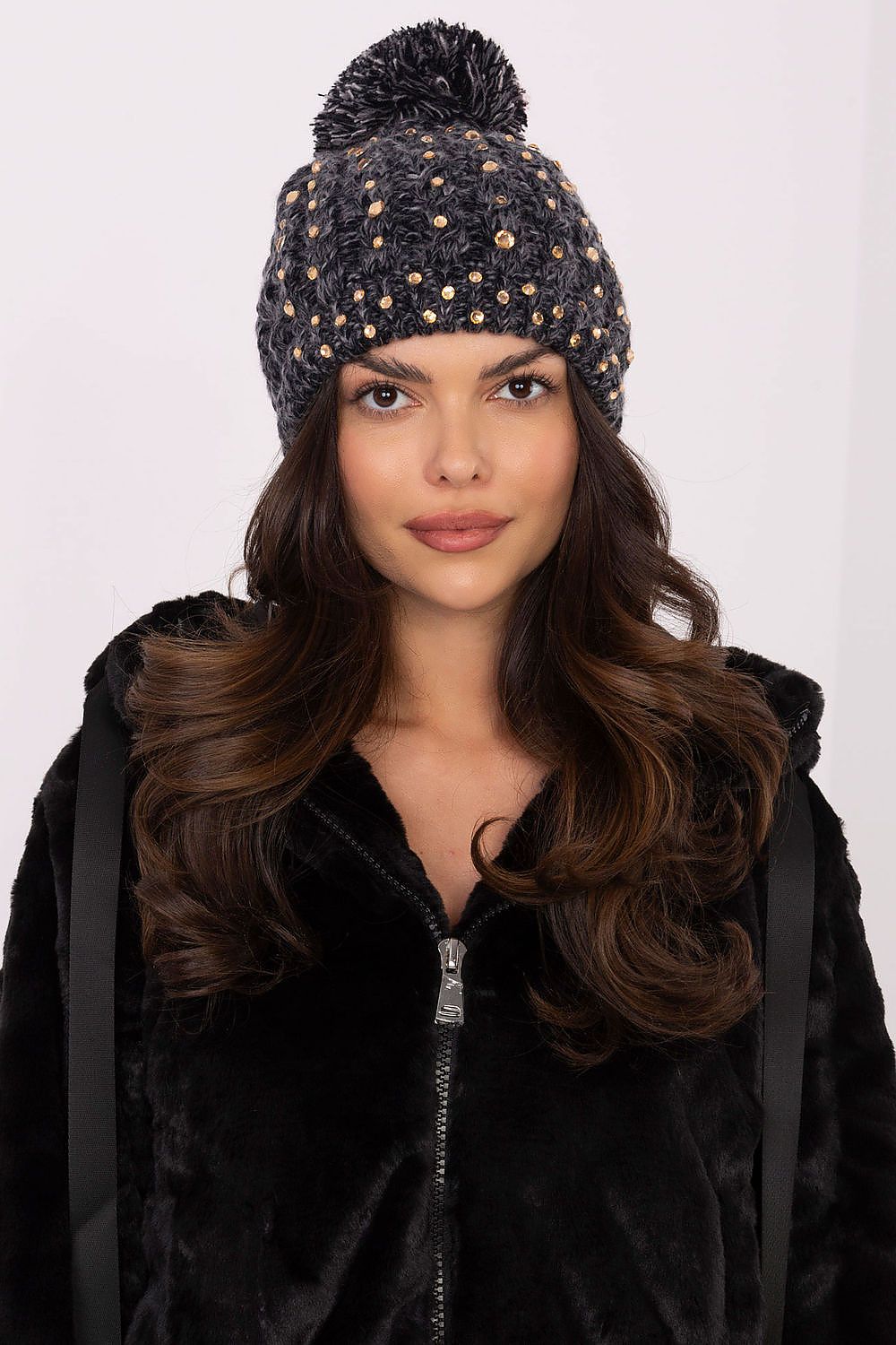Berretto con pom-pom - Nibe Clothing