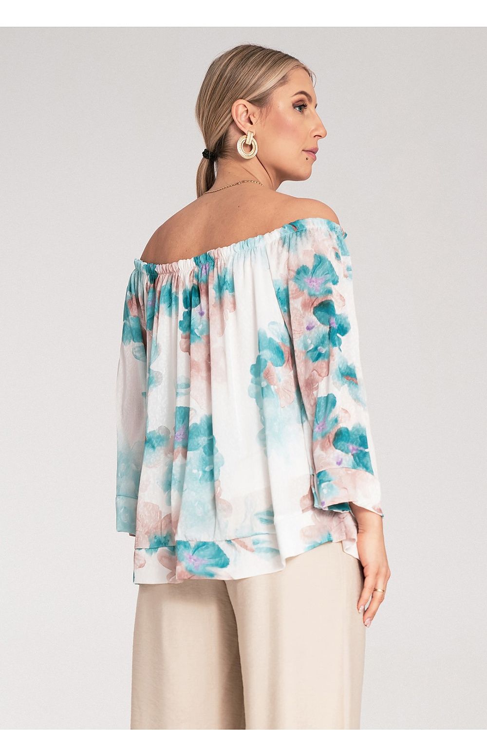 Camicetta con scollo largo - Nibe Clothing